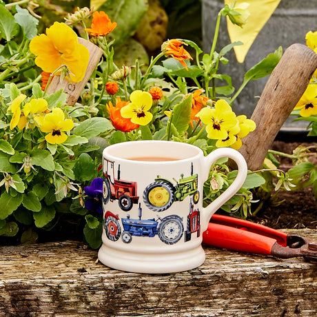 Emma Bridgewater Tractors 1/2 Pint Mug | Redber Coffee