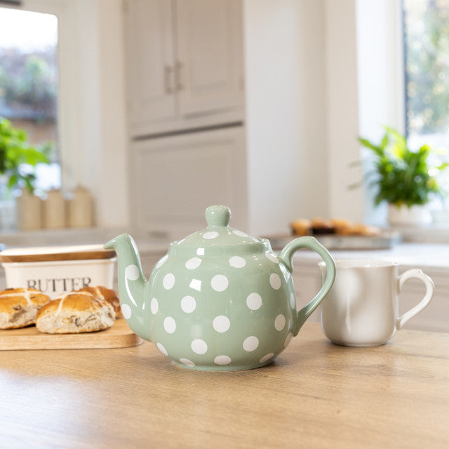 London Pottery Farmhouse 4 Cup Teapot - Green With White Spots