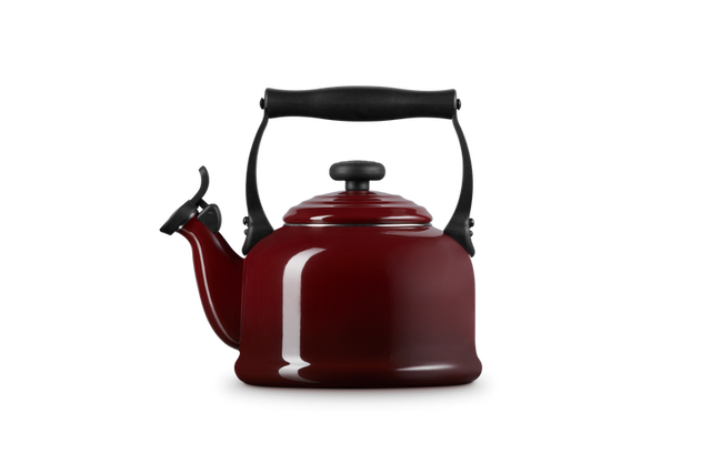 Le Creuset Stoneware Traditional Kettle - Rhone | Redber Coffee