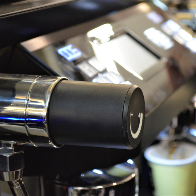 Sanremo F18 espresso machine – high-performance, multi-boiler system with PID temperature control, energy-saving technology, and user-friendly touch display, ideal for busy cafés and restaurants.