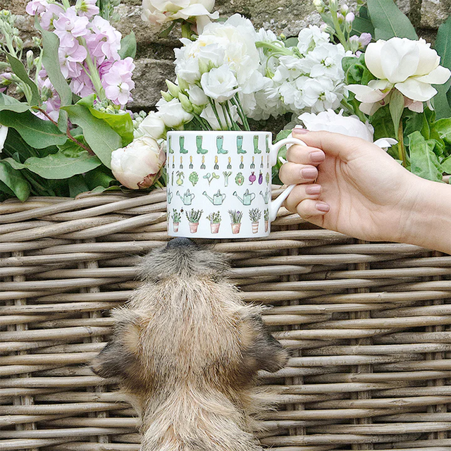 Sophie Allport Green Fingers Mug Large - 425ml (Gift Boxed) Dog and Garden