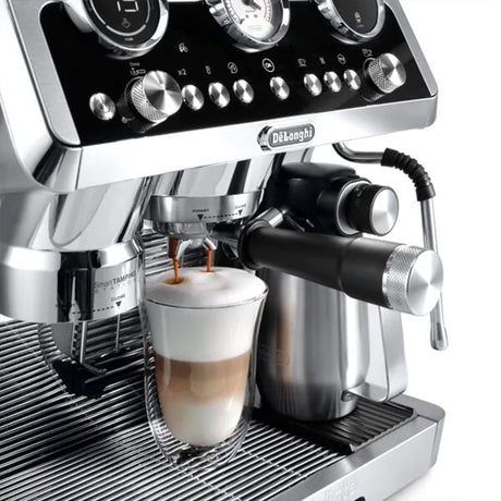 DeLonghi, De'Longhi La Specialista Maestro Manual Bean to Cup Coffee Machine, Redber Coffee