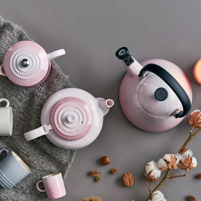 Le Creuset, Le Creuset Kone Kettle - Shell Pink, Redber Coffee